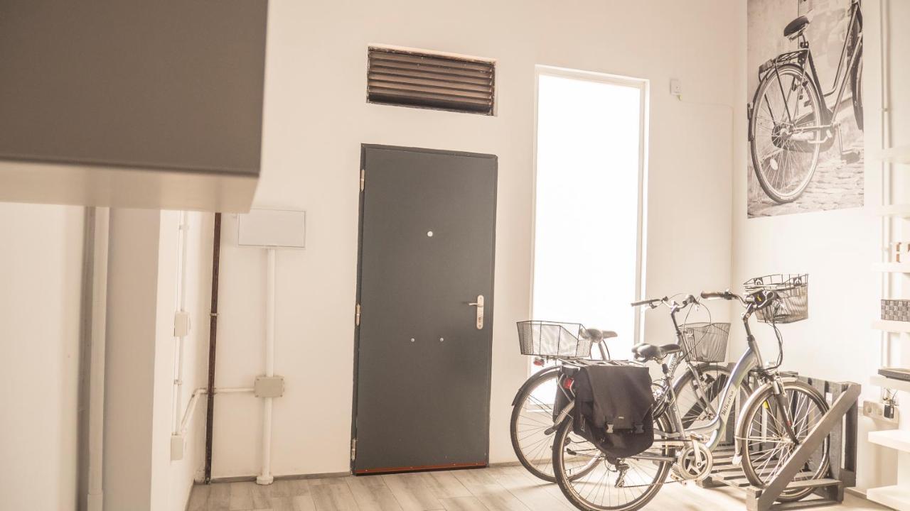 Amplio Apartamento Con Bicicletas Daire Valensiya Dış mekan fotoğraf