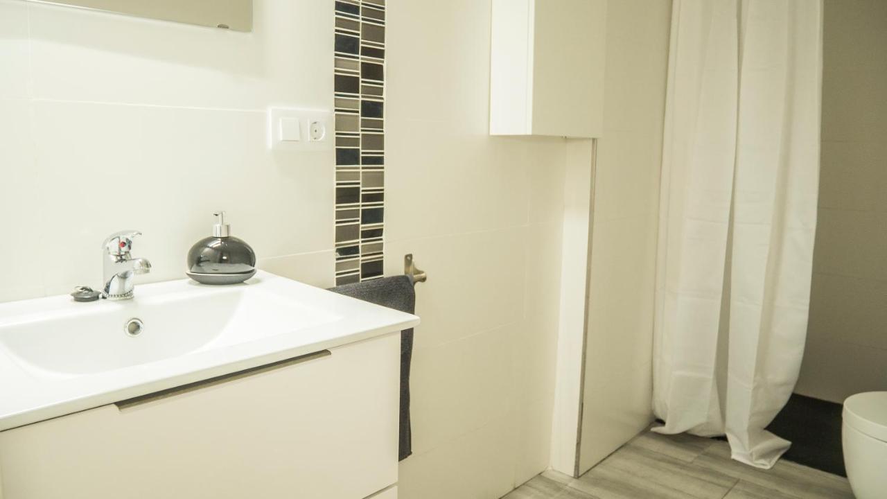 Amplio Apartamento Con Bicicletas Daire Valensiya Dış mekan fotoğraf